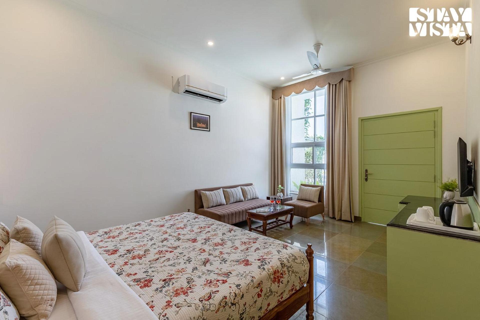 The Pastel Courtyard With Pvt Pool & Garden At By Stayvista *