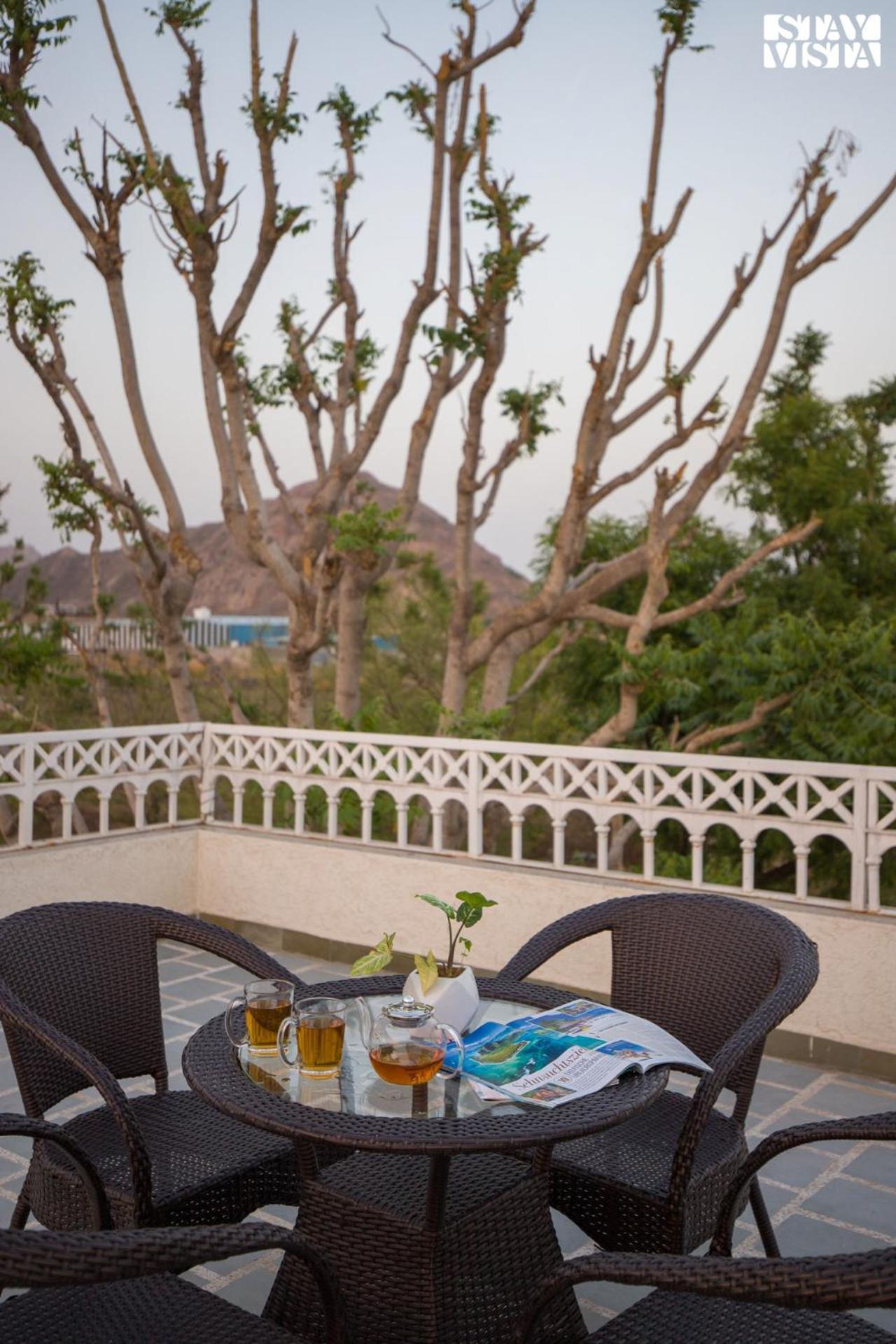 The Pastel Courtyard With Pvt Pool & Garden At By Stayvista Villa Jaipur