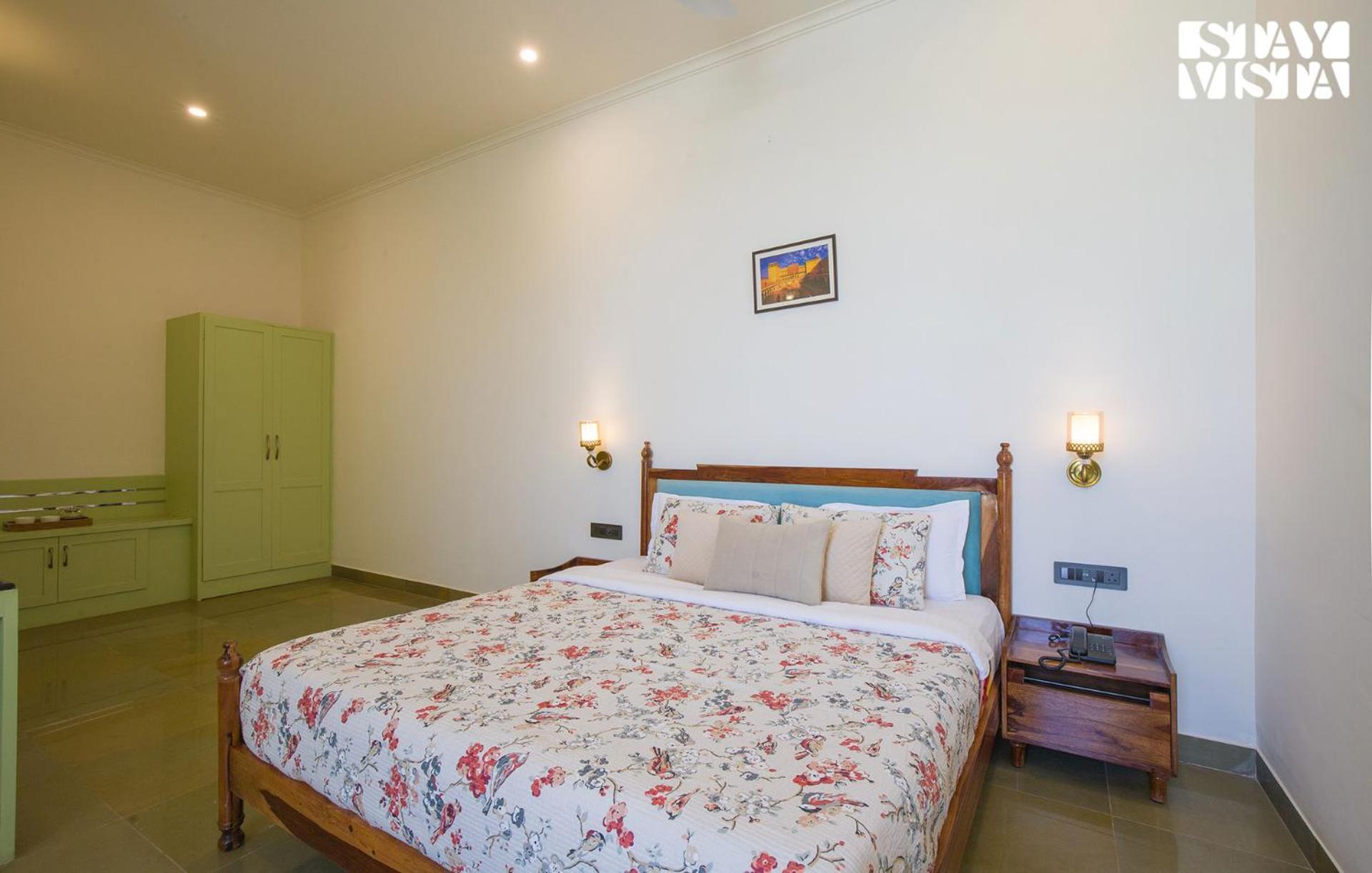The Pastel Courtyard With Pvt Pool & Garden At By Stayvista *