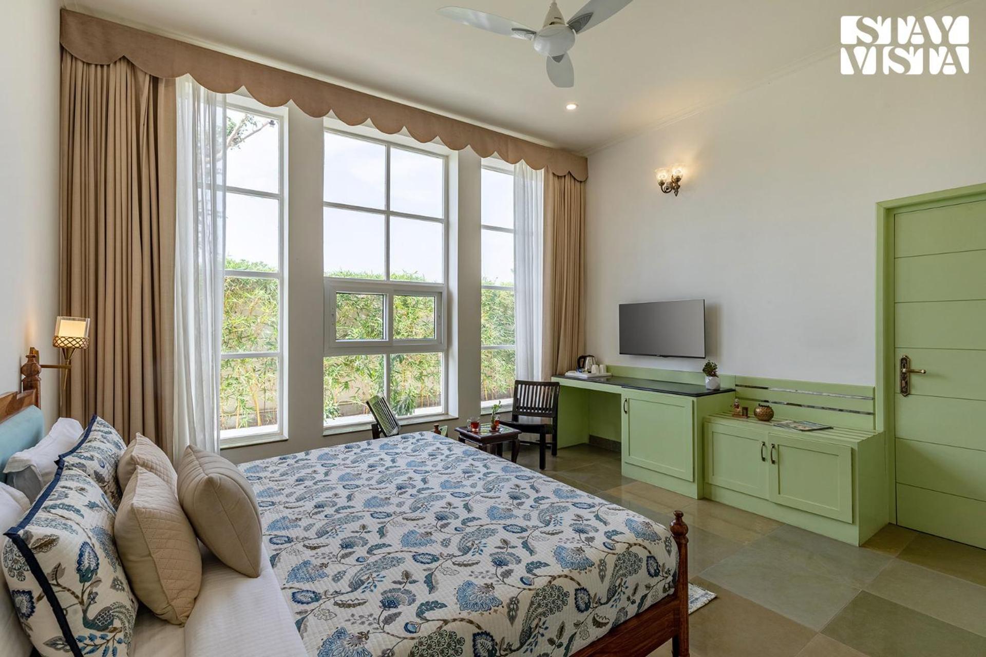 The Pastel Courtyard With Pvt Pool & Garden At By Stayvista * Jaipur